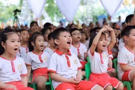 到2025年全部教育机构将把人权内容纳入学习课程