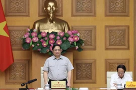 范明政总理就应对四号台风召开紧急会议