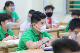 全国63省市学生返校上课：注重对学生进行心理辅导和增强课堂互动与凝聚力