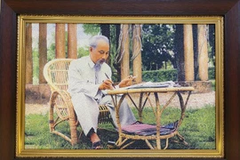 胡志明主席诞辰132周年：全国各地举办活动缅怀胡志明主席的丰功伟绩