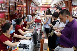 6月9日上午越南国内黄金价格下降5万越盾