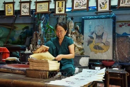 将手工艺村文化价值保护与旅游经济发展相结合