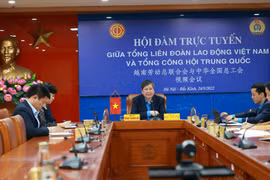 越南与中国加强工会工作经验交流