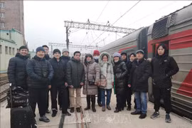 尽快援助越南公民撤离出乌克兰马里乌波尔市