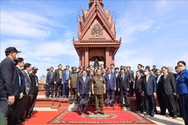 柬埔寨首相洪森肯定了“推翻波尔布特政权之路”的正确选择