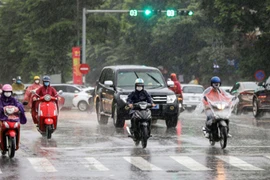 河内大雨导致多条街道淹水严重