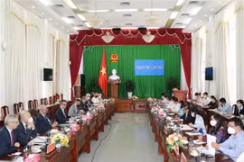 尽早将芹苴市发展成为九龙江三角洲地区的中心城市