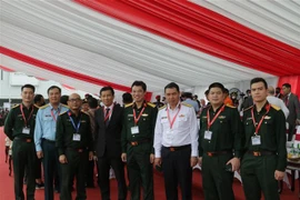 越南参加2022年印度尼西亚国防博览会和论坛