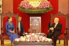 越共中央总书记阮富仲会见柬埔寨王国高级代表团