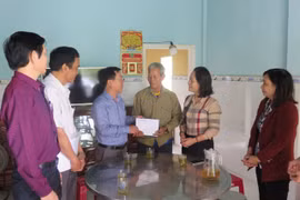 2022年壬寅年春节：广义省出资向贫困户和相对贫困户送去春节慰问品