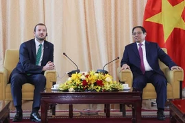 越南政府总理范明政会见欧盟委员会环境、海洋和渔业事务专员