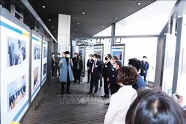 庆祝越韩建交30周年图片展正式开展
