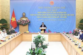 越南政府总理范明政会见人民公安“历史见证人” 
