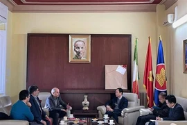 意大利共产党高度评价越南的发展成就