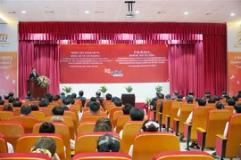 武文赏：在老越南电信联营公司是越老之间经营投资合作典范之一