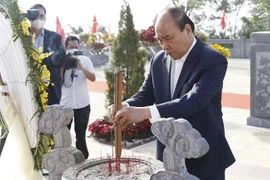 国家主席阮春福赴广义省考察调研