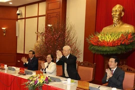 越共中央总书记阮富仲：努力确保老年人过上快乐、健康和幸福的生活