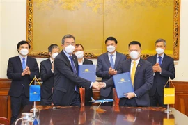 越南太阳集团和越南航空总公司协助将旅居乌克兰战区的越南公民运送回越南