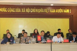 促进越南广宁芒街与中国广西东兴国际口岸的互联互通和贸易往来