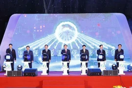 国会主席王廷惠出席海防市生物可降解塑料生产厂项目开工仪式
