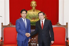 越老加强司法和法律领域合作