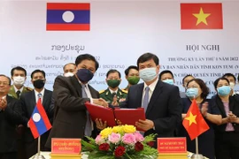  昆嵩省与老挝阿苏坡省合作预防自然灾害