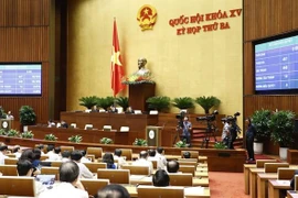 第十五届国会第三次会议：国会在最后一个工作日表决多项重要法案和决议
