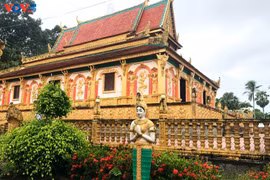 茶荣省朱蕾坦萨寺——典型的高棉族古老寺庙之一