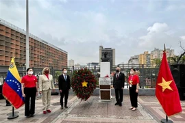 越南南方解放47周年和胡志明主席诞辰132周年纪念活动在委内瑞拉举行