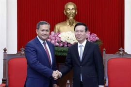 越共中央书记处常务书记武文赏：越柬永远团结互助