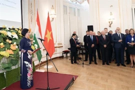 越南国庆77周年：老挝驻俄罗斯大使馆对越南大使馆表示祝贺 匈牙利外交与对外经济部副部长高度评价匈越关系