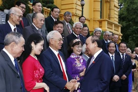 越南国家主席阮春福：尊师好学是越南民族的文化认同