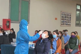 2月10日新冠肺炎确诊病例继续增加 为26032例 新增治愈病例近1万例