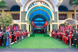 谅山省张灯结彩为朝鲜最高领导人金正恩送行（组图）