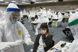 越南政府副总理武德儋：北江省应采取更强有力措施抗击疫情
