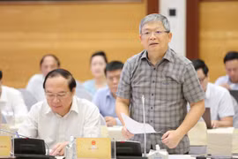 公安部办公厅副厅长黄英宣少将公布福山集团案与顺安集团案调查结果。图自VGP