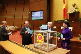 越南第十四届国会第六次会议公报（第三号）