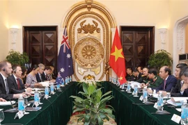 越南与澳大利亚举行第六届国防外交副部长级战略对话