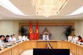 越南政府副总理范平明主持召开使用外国优惠贷款项目相关会议