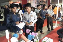 越南电力设备与技术及清洁能源产品等国际展会陆续举行