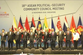 东盟峰会：加强团结应对安全挑战