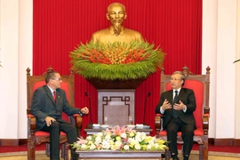 越共中央书记处常务书记陈国旺会见委内瑞拉统一社会主义党代表团