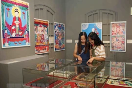 越南民间绘画作品展在升龙皇城开展