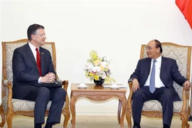 越南政府总理阮春福会见美国驻越大使