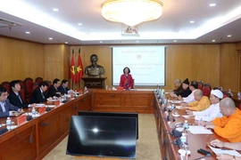 越共中央民运部部长张氏梅会见宗教界国会代表