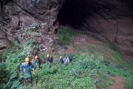 广平省开通世界第四大洞穴探险旅游线路
