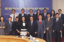 越南企业同政府携手举办2018年世界经济论坛东盟峰会