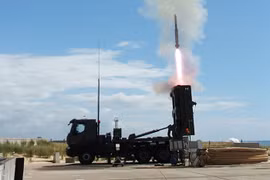 新加坡新一代地对空导弹系统正式投役