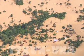 老挝一水电站大坝坍塌致19人死亡 韩国总统文在寅派救援队赴现场