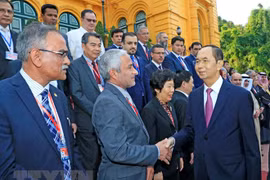 越南国家主席陈大光会见亚审组织各机构代表团团长